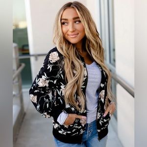 Ampersand avenue bomber floral jacket BNWT